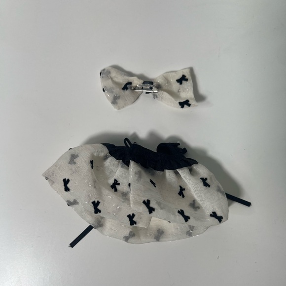 Pop Mart The Monsters Macaron Have a Seat Labubu Designer Clothing Outfit - Picture 5 of 7